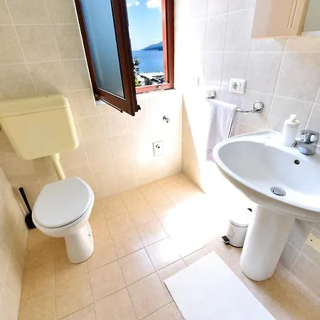 Apartmán Angie - Intermezzo With Sea View In Center Of Rabac